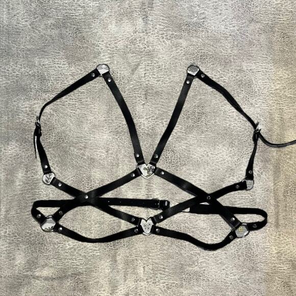 Other Accessories - Heart body harness accessory